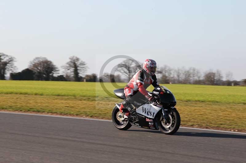 Motorcycle action photographs;Trackday digital images;event digital images;eventdigitalimages;no limits trackday;peter wileman photography;snetterton;snetterton circuit norfolk;snetterton photographs;trackday;trackday photos