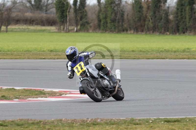 Motorcycle action photographs;Trackday digital images;event digital images;eventdigitalimages;no limits trackday;peter wileman photography;snetterton;snetterton circuit norfolk;snetterton photographs;trackday;trackday photos