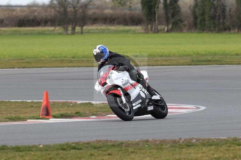 Motorcycle action photographs;Trackday digital images;event digital images;eventdigitalimages;no limits trackday;peter wileman photography;snetterton;snetterton circuit norfolk;snetterton photographs;trackday;trackday photos