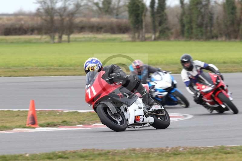 Motorcycle action photographs;Trackday digital images;event digital images;eventdigitalimages;no limits trackday;peter wileman photography;snetterton;snetterton circuit norfolk;snetterton photographs;trackday;trackday photos