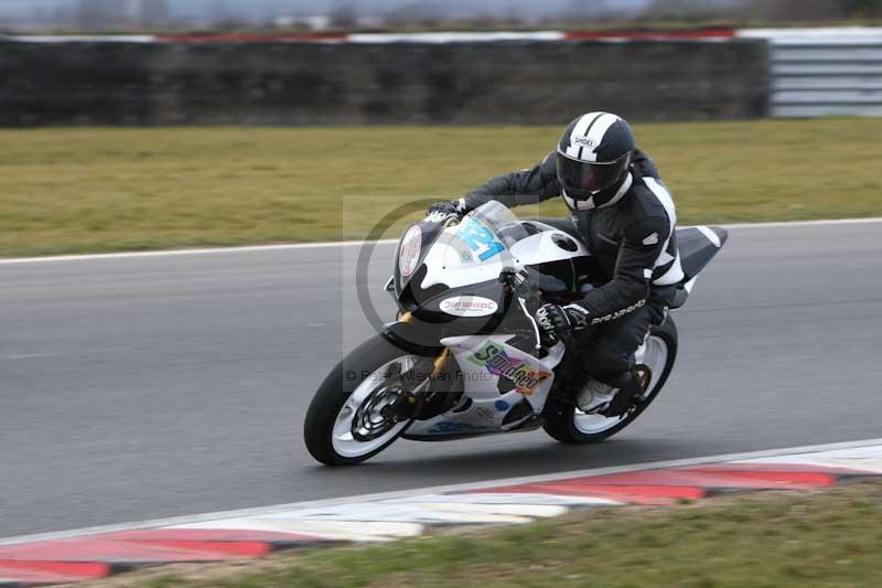 Motorcycle action photographs;Trackday digital images;event digital images;eventdigitalimages;no limits trackday;peter wileman photography;snetterton;snetterton circuit norfolk;snetterton photographs;trackday;trackday photos