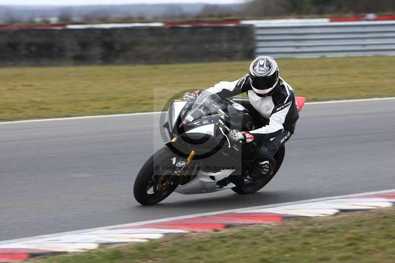 Motorcycle action photographs;Trackday digital images;event digital images;eventdigitalimages;no limits trackday;peter wileman photography;snetterton;snetterton circuit norfolk;snetterton photographs;trackday;trackday photos
