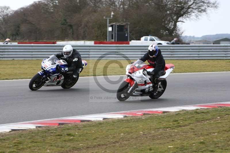 Motorcycle action photographs;Trackday digital images;event digital images;eventdigitalimages;no limits trackday;peter wileman photography;snetterton;snetterton circuit norfolk;snetterton photographs;trackday;trackday photos