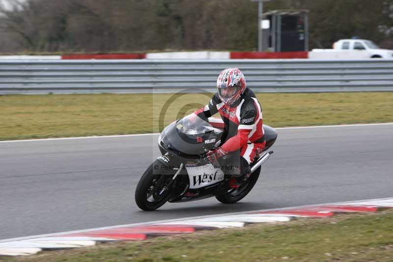 Motorcycle action photographs;Trackday digital images;event digital images;eventdigitalimages;no limits trackday;peter wileman photography;snetterton;snetterton circuit norfolk;snetterton photographs;trackday;trackday photos