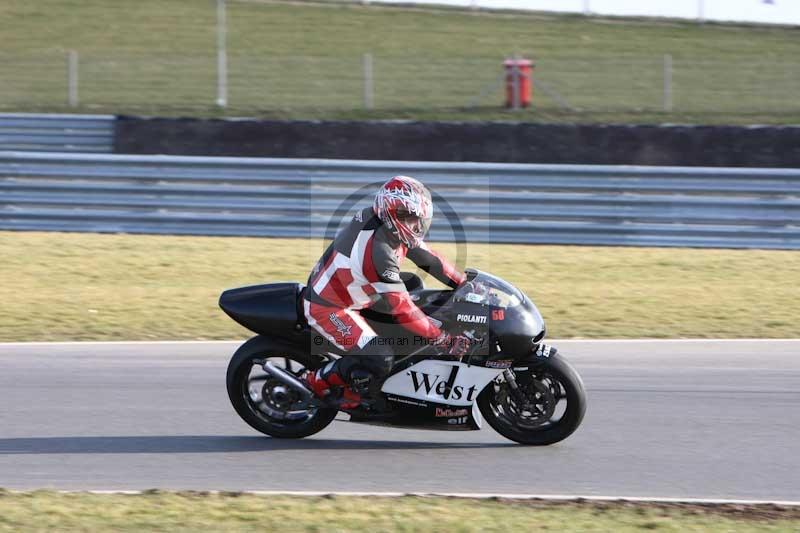 Motorcycle action photographs;Trackday digital images;event digital images;eventdigitalimages;no limits trackday;peter wileman photography;snetterton;snetterton circuit norfolk;snetterton photographs;trackday;trackday photos