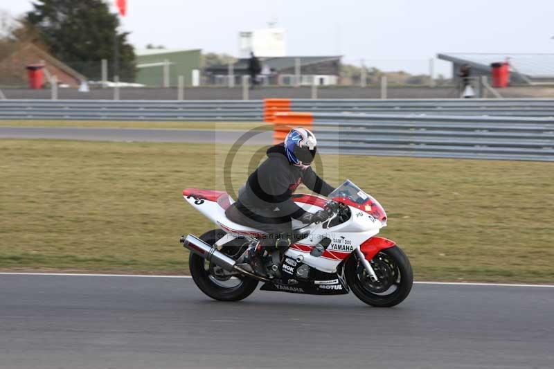Motorcycle action photographs;Trackday digital images;event digital images;eventdigitalimages;no limits trackday;peter wileman photography;snetterton;snetterton circuit norfolk;snetterton photographs;trackday;trackday photos