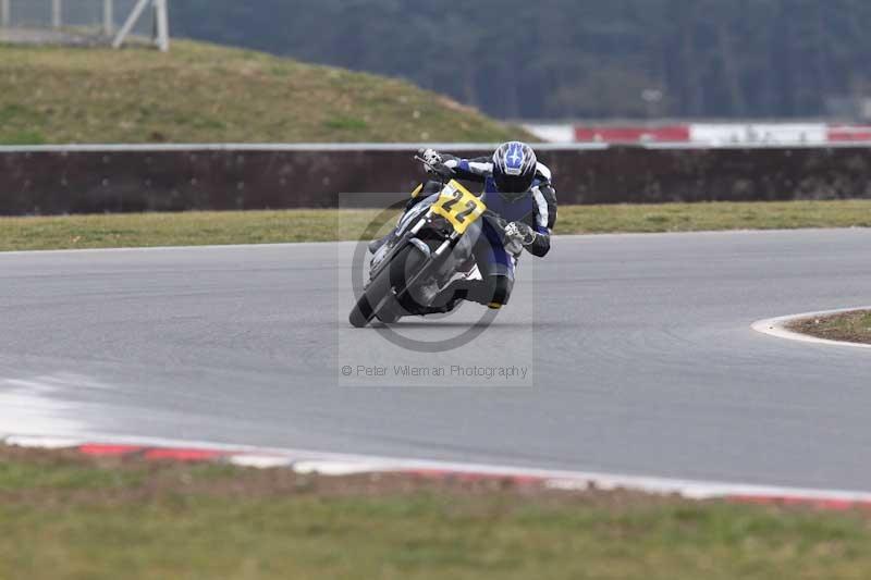 Motorcycle action photographs;Trackday digital images;event digital images;eventdigitalimages;no limits trackday;peter wileman photography;snetterton;snetterton circuit norfolk;snetterton photographs;trackday;trackday photos