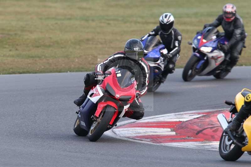Motorcycle action photographs;Trackday digital images;event digital images;eventdigitalimages;no limits trackday;peter wileman photography;snetterton;snetterton circuit norfolk;snetterton photographs;trackday;trackday photos