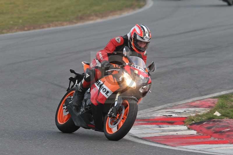 Motorcycle action photographs;Trackday digital images;event digital images;eventdigitalimages;no limits trackday;peter wileman photography;snetterton;snetterton circuit norfolk;snetterton photographs;trackday;trackday photos