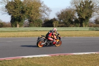 Motorcycle-action-photographs;Trackday-digital-images;event-digital-images;eventdigitalimages;no-limits-trackday;peter-wileman-photography;snetterton;snetterton-circuit-norfolk;snetterton-photographs;trackday;trackday-photos