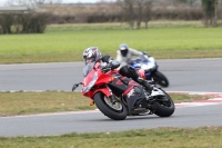 Motorcycle-action-photographs;Trackday-digital-images;event-digital-images;eventdigitalimages;no-limits-trackday;peter-wileman-photography;snetterton;snetterton-circuit-norfolk;snetterton-photographs;trackday;trackday-photos