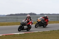 Motorcycle-action-photographs;Trackday-digital-images;event-digital-images;eventdigitalimages;no-limits-trackday;peter-wileman-photography;snetterton;snetterton-circuit-norfolk;snetterton-photographs;trackday;trackday-photos