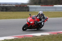 Motorcycle-action-photographs;Trackday-digital-images;event-digital-images;eventdigitalimages;no-limits-trackday;peter-wileman-photography;snetterton;snetterton-circuit-norfolk;snetterton-photographs;trackday;trackday-photos