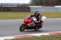 Motorcycle-action-photographs;Trackday-digital-images;event-digital-images;eventdigitalimages;no-limits-trackday;peter-wileman-photography;snetterton;snetterton-circuit-norfolk;snetterton-photographs;trackday;trackday-photos