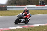 Motorcycle-action-photographs;Trackday-digital-images;event-digital-images;eventdigitalimages;no-limits-trackday;peter-wileman-photography;snetterton;snetterton-circuit-norfolk;snetterton-photographs;trackday;trackday-photos