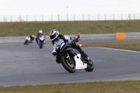 Motorcycle-action-photographs;Trackday-digital-images;event-digital-images;eventdigitalimages;no-limits-trackday;peter-wileman-photography;snetterton;snetterton-circuit-norfolk;snetterton-photographs;trackday;trackday-photos