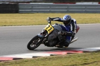Motorcycle-action-photographs;Trackday-digital-images;event-digital-images;eventdigitalimages;no-limits-trackday;peter-wileman-photography;snetterton;snetterton-circuit-norfolk;snetterton-photographs;trackday;trackday-photos