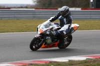 Motorcycle-action-photographs;Trackday-digital-images;event-digital-images;eventdigitalimages;no-limits-trackday;peter-wileman-photography;snetterton;snetterton-circuit-norfolk;snetterton-photographs;trackday;trackday-photos
