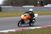 Motorcycle-action-photographs;Trackday-digital-images;event-digital-images;eventdigitalimages;no-limits-trackday;peter-wileman-photography;snetterton;snetterton-circuit-norfolk;snetterton-photographs;trackday;trackday-photos