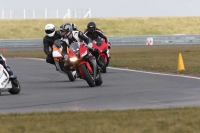 Motorcycle-action-photographs;Trackday-digital-images;event-digital-images;eventdigitalimages;no-limits-trackday;peter-wileman-photography;snetterton;snetterton-circuit-norfolk;snetterton-photographs;trackday;trackday-photos