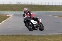 Motorcycle-action-photographs;Trackday-digital-images;event-digital-images;eventdigitalimages;no-limits-trackday;peter-wileman-photography;snetterton;snetterton-circuit-norfolk;snetterton-photographs;trackday;trackday-photos