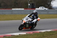 Motorcycle-action-photographs;Trackday-digital-images;event-digital-images;eventdigitalimages;no-limits-trackday;peter-wileman-photography;snetterton;snetterton-circuit-norfolk;snetterton-photographs;trackday;trackday-photos