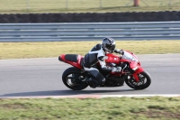 Motorcycle-action-photographs;Trackday-digital-images;event-digital-images;eventdigitalimages;no-limits-trackday;peter-wileman-photography;snetterton;snetterton-circuit-norfolk;snetterton-photographs;trackday;trackday-photos