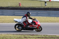 Motorcycle-action-photographs;Trackday-digital-images;event-digital-images;eventdigitalimages;no-limits-trackday;peter-wileman-photography;snetterton;snetterton-circuit-norfolk;snetterton-photographs;trackday;trackday-photos