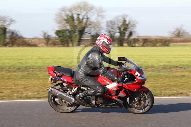 Motorcycle action photographs;Trackday digital images;event digital images;eventdigitalimages;no limits trackday;peter wileman photography;snetterton;snetterton circuit norfolk;snetterton photographs;trackday;trackday photos