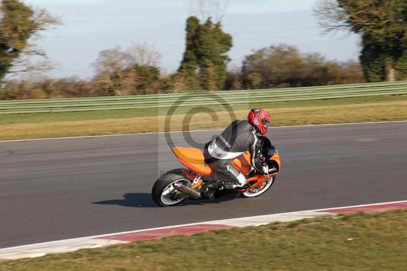 Motorcycle action photographs;Trackday digital images;event digital images;eventdigitalimages;no limits trackday;peter wileman photography;snetterton;snetterton circuit norfolk;snetterton photographs;trackday;trackday photos