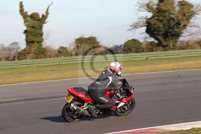 Motorcycle action photographs;Trackday digital images;event digital images;eventdigitalimages;no limits trackday;peter wileman photography;snetterton;snetterton circuit norfolk;snetterton photographs;trackday;trackday photos