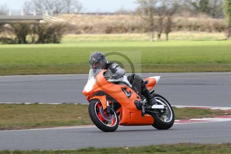 Motorcycle action photographs;Trackday digital images;event digital images;eventdigitalimages;no limits trackday;peter wileman photography;snetterton;snetterton circuit norfolk;snetterton photographs;trackday;trackday photos