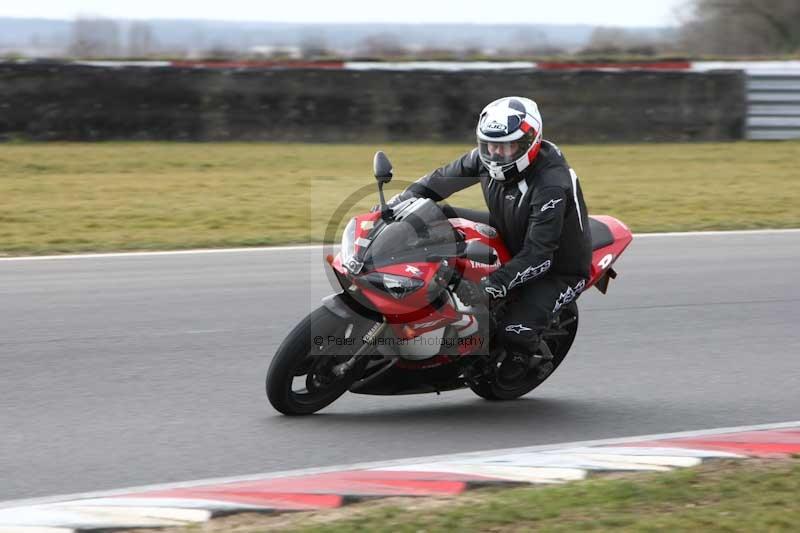 Motorcycle action photographs;Trackday digital images;event digital images;eventdigitalimages;no limits trackday;peter wileman photography;snetterton;snetterton circuit norfolk;snetterton photographs;trackday;trackday photos