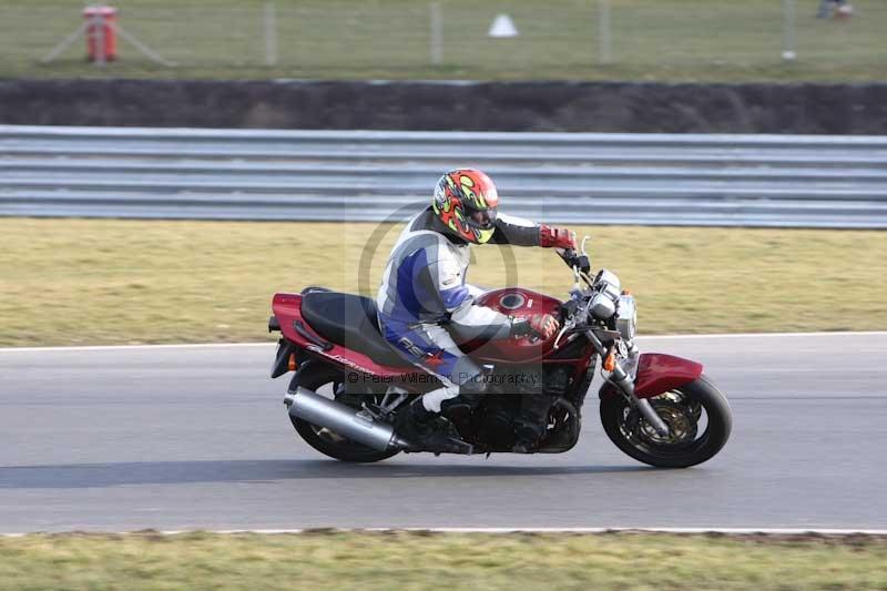 Motorcycle action photographs;Trackday digital images;event digital images;eventdigitalimages;no limits trackday;peter wileman photography;snetterton;snetterton circuit norfolk;snetterton photographs;trackday;trackday photos
