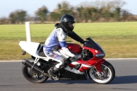 Motorcycle-action-photographs;Trackday-digital-images;event-digital-images;eventdigitalimages;no-limits-trackday;peter-wileman-photography;snetterton;snetterton-circuit-norfolk;snetterton-photographs;trackday;trackday-photos