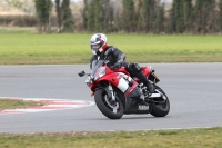Motorcycle-action-photographs;Trackday-digital-images;event-digital-images;eventdigitalimages;no-limits-trackday;peter-wileman-photography;snetterton;snetterton-circuit-norfolk;snetterton-photographs;trackday;trackday-photos