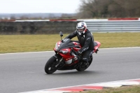 Motorcycle-action-photographs;Trackday-digital-images;event-digital-images;eventdigitalimages;no-limits-trackday;peter-wileman-photography;snetterton;snetterton-circuit-norfolk;snetterton-photographs;trackday;trackday-photos