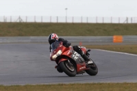 Motorcycle-action-photographs;Trackday-digital-images;event-digital-images;eventdigitalimages;no-limits-trackday;peter-wileman-photography;snetterton;snetterton-circuit-norfolk;snetterton-photographs;trackday;trackday-photos