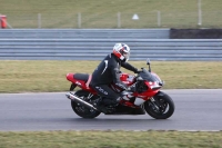 Motorcycle-action-photographs;Trackday-digital-images;event-digital-images;eventdigitalimages;no-limits-trackday;peter-wileman-photography;snetterton;snetterton-circuit-norfolk;snetterton-photographs;trackday;trackday-photos
