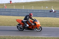 Motorcycle-action-photographs;Trackday-digital-images;event-digital-images;eventdigitalimages;no-limits-trackday;peter-wileman-photography;snetterton;snetterton-circuit-norfolk;snetterton-photographs;trackday;trackday-photos