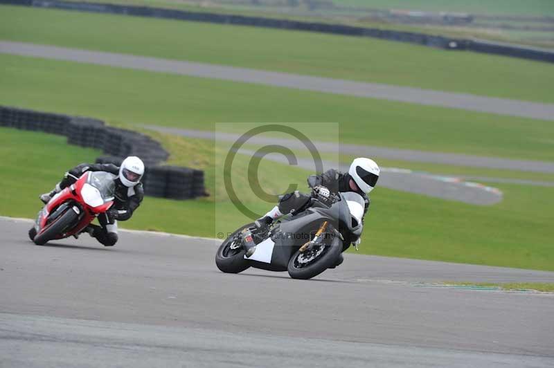 Motorcycle action photographs;anglesey circuit;anglesey trackday photographs;event digital images;eventdigitalimages;no limits trackday;oulton park circuit cheshire;peter wileman photography;trackday;trackday digital images;trackday photos;ty croes circuit wales