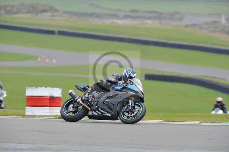 Motorcycle action photographs;anglesey circuit;anglesey trackday photographs;event digital images;eventdigitalimages;no limits trackday;oulton park circuit cheshire;peter wileman photography;trackday;trackday digital images;trackday photos;ty croes circuit wales
