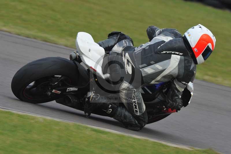 Motorcycle action photographs;anglesey circuit;anglesey trackday photographs;event digital images;eventdigitalimages;no limits trackday;oulton park circuit cheshire;peter wileman photography;trackday;trackday digital images;trackday photos;ty croes circuit wales