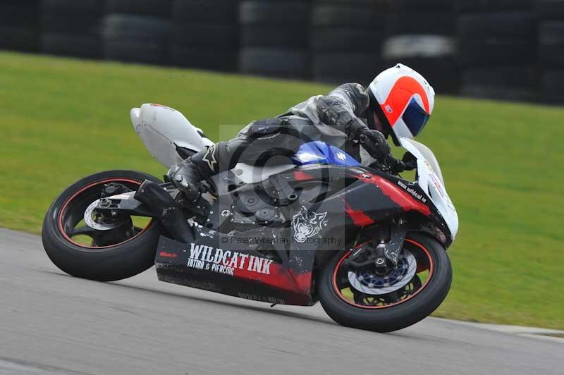 Motorcycle action photographs;anglesey circuit;anglesey trackday photographs;event digital images;eventdigitalimages;no limits trackday;oulton park circuit cheshire;peter wileman photography;trackday;trackday digital images;trackday photos;ty croes circuit wales