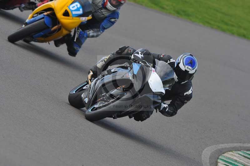 Motorcycle action photographs;anglesey circuit;anglesey trackday photographs;event digital images;eventdigitalimages;no limits trackday;oulton park circuit cheshire;peter wileman photography;trackday;trackday digital images;trackday photos;ty croes circuit wales