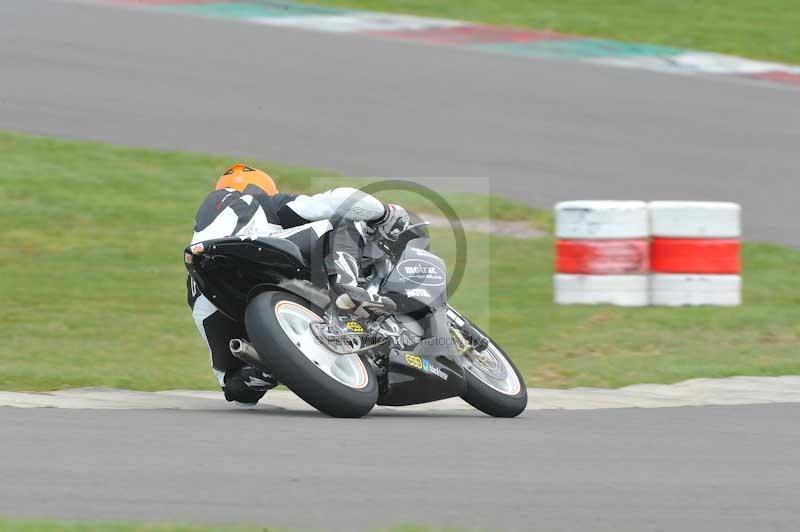 Motorcycle action photographs;anglesey circuit;anglesey trackday photographs;event digital images;eventdigitalimages;no limits trackday;oulton park circuit cheshire;peter wileman photography;trackday;trackday digital images;trackday photos;ty croes circuit wales