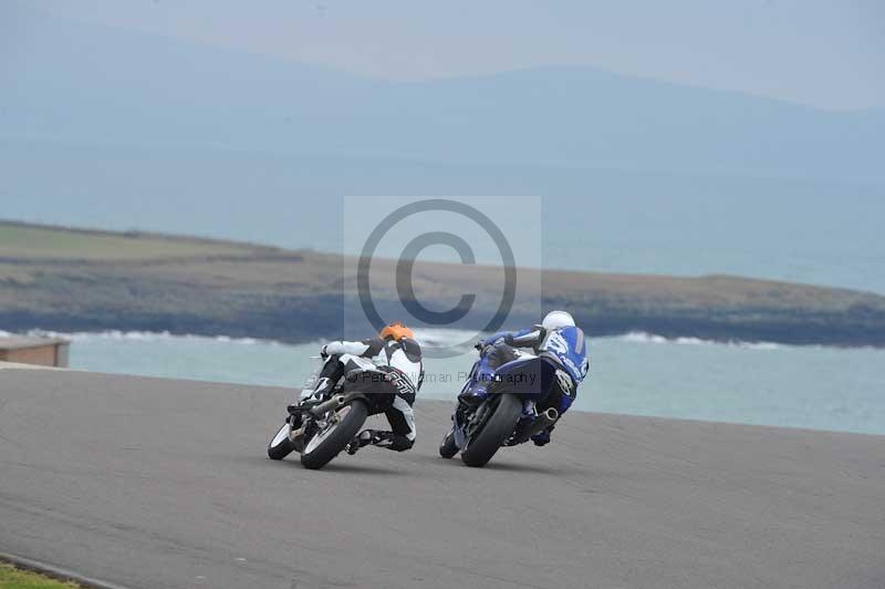 Motorcycle action photographs;anglesey circuit;anglesey trackday photographs;event digital images;eventdigitalimages;no limits trackday;oulton park circuit cheshire;peter wileman photography;trackday;trackday digital images;trackday photos;ty croes circuit wales