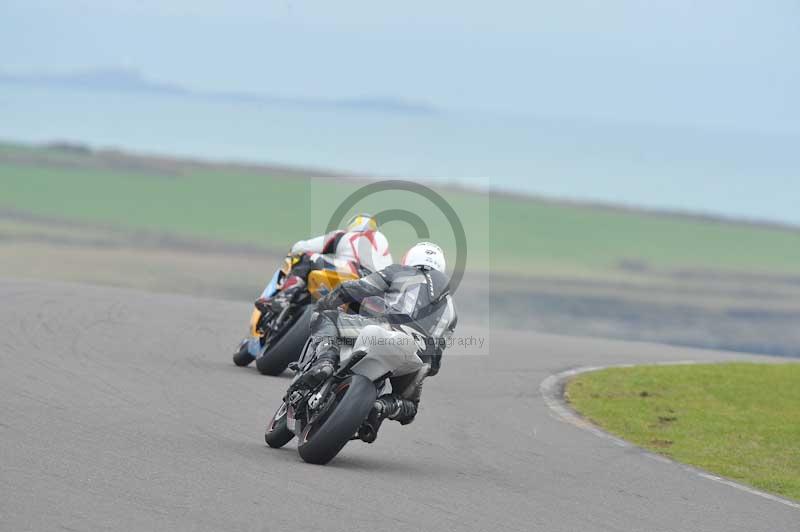 Motorcycle action photographs;anglesey circuit;anglesey trackday photographs;event digital images;eventdigitalimages;no limits trackday;oulton park circuit cheshire;peter wileman photography;trackday;trackday digital images;trackday photos;ty croes circuit wales