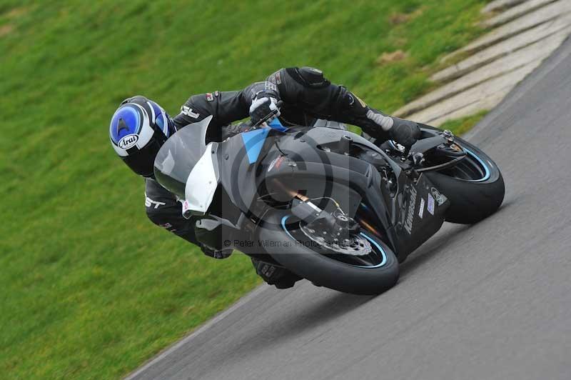 Motorcycle action photographs;anglesey circuit;anglesey trackday photographs;event digital images;eventdigitalimages;no limits trackday;oulton park circuit cheshire;peter wileman photography;trackday;trackday digital images;trackday photos;ty croes circuit wales