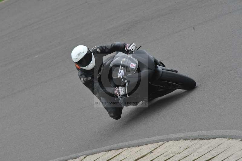 Motorcycle action photographs;anglesey circuit;anglesey trackday photographs;event digital images;eventdigitalimages;no limits trackday;oulton park circuit cheshire;peter wileman photography;trackday;trackday digital images;trackday photos;ty croes circuit wales